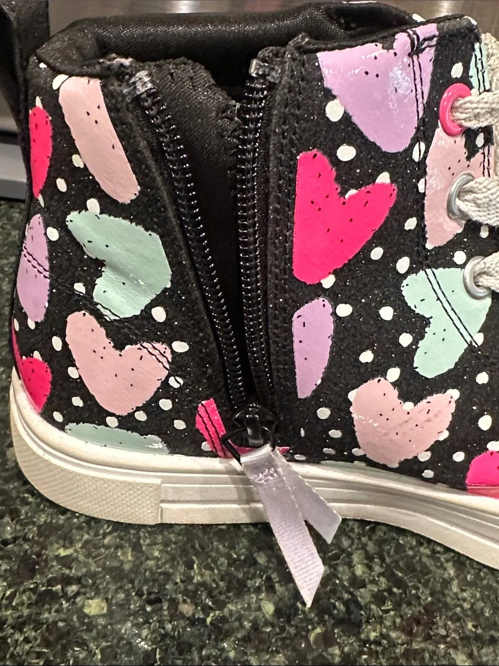 Skechers TWINkLE TOES girls heart high top sneakers light up shoes sz 3